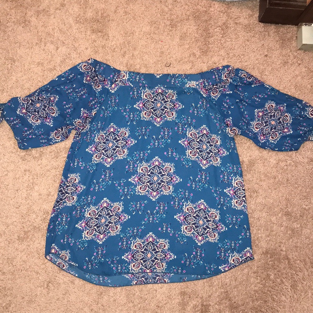Adorable Renee C off the shoulder top